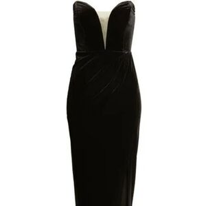 Lulus My Dream Come True VelvetStrapless Dress in Black